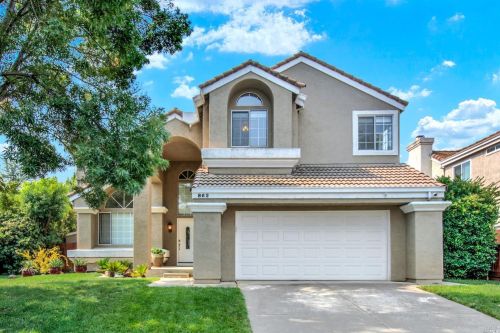862 Derry Cir, Vacaville, CA 95688-8510