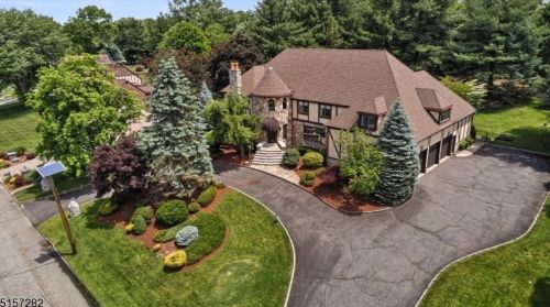 36 Battle Ridge Trl, Paterson, NJ 07512-1622