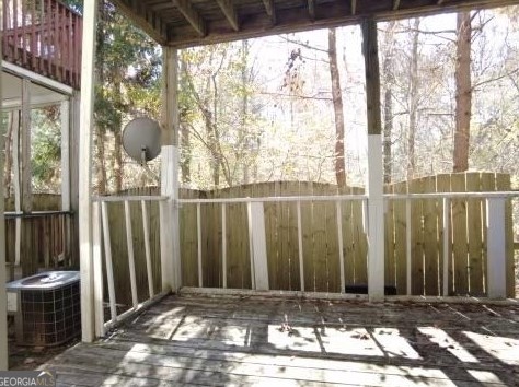 776 Celeste Ln, Atlanta GA  30331-8606 exterior