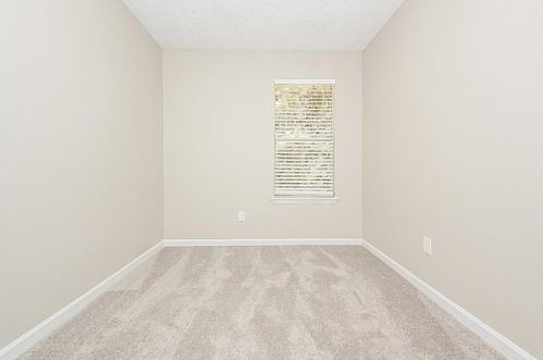 6837 Hiddenlake Dr, Rex GA  30273-2164 exterior