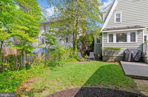 215 Marne Ave, Haddonfield NJ 08033-1444 exterior