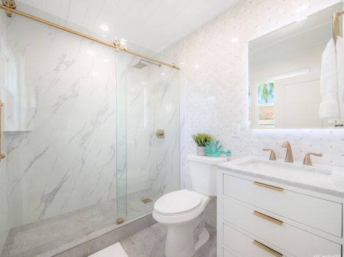 1346 Nehoa St, Honolulu HI  96822-3074 exterior