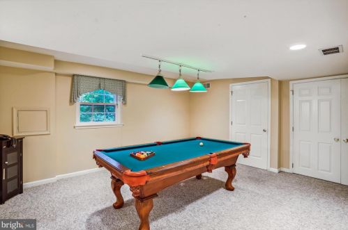 11924 Viewcrest Ter, Silver Spring MD 20902-1553 exterior