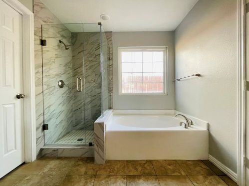 6700 Fair Oaks Dr, Fort Worth TX 76182-7665 exterior