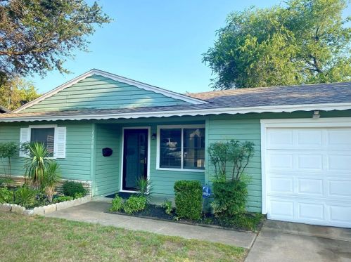 7228 Van Natta Ln, Fort Worth, TX 76112-5834