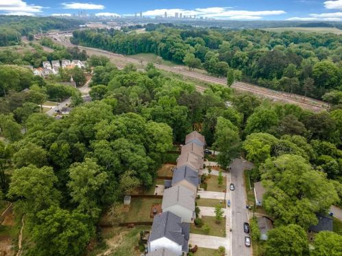 1911 Felker Ward St, Atlanta GA  30318-1810 exterior
