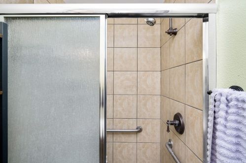 4106 Madrona Rd, Riverside CA  92504-2919 exterior