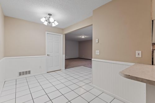 5106 148th St, Saint Paul MN  55124-6923 exterior