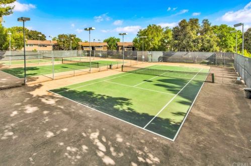 279 Streamwood, Irvine CA  92620-1944 exterior