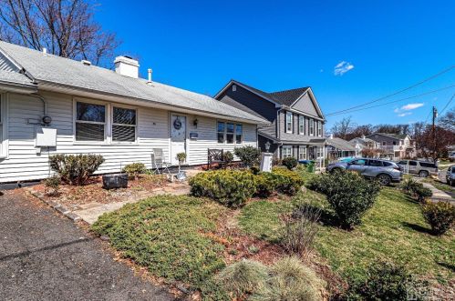 25 Windsor Rd, Edison, NJ 08817-4016