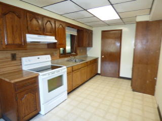 125 Sussex St, Dover, NJ 07801-3426