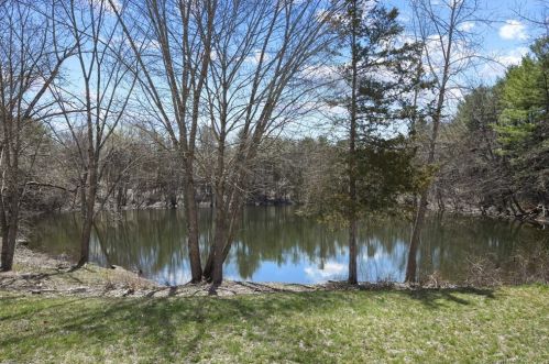 601 Lainey Ln, Killingly CT  06239-3725 exterior
