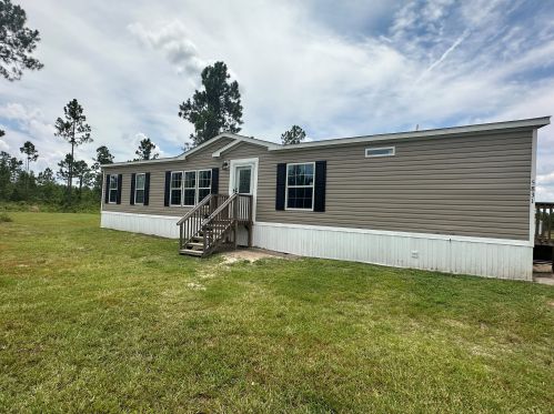 5831 Old Moniac Rd, Saint George, GA 31562-3851
