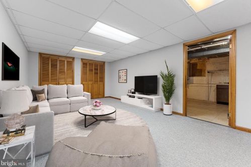 12515 Davan Dr, Silver Spring MD 20904-3504 exterior