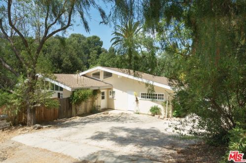 2457 Liberty Ln, Topanga, CA 90290-4364
