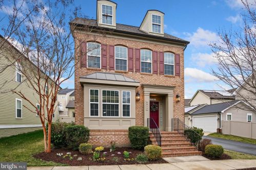 8810 Gunston St, Fulton MD  20759-2308 exterior