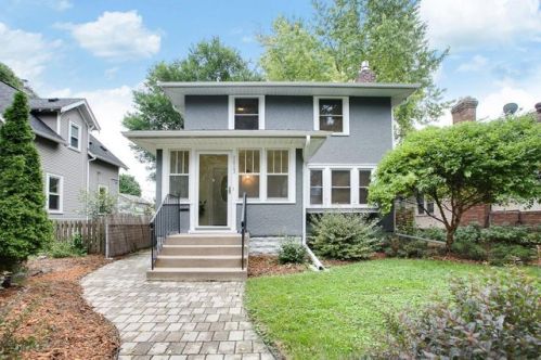 2823 Hayes St, Minneapolis MN  55418-3054 exterior