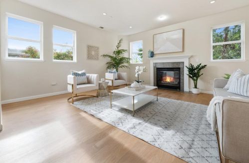 784 A St, Hayward, CA 94541-5827