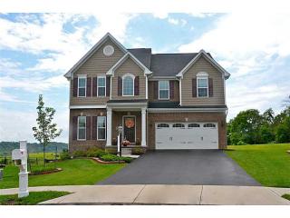 1121 Raymond Dr, Noblestown, PA 15071-3749