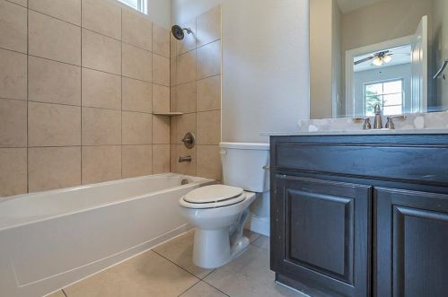 11320 Live Oak Crk Dr, Fort Worth TX  76108 exterior