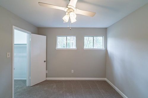 543 Braxton Bragg Ln, Conroe TX  77306 exterior