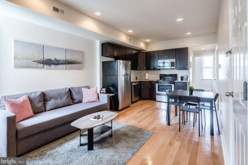 2551 Grays Ferry Ave, Philadelphia, PA 19146-3909
