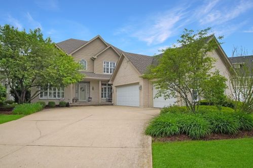 3552 Scottsdale Cir, Naperville, IL 60564-4628
