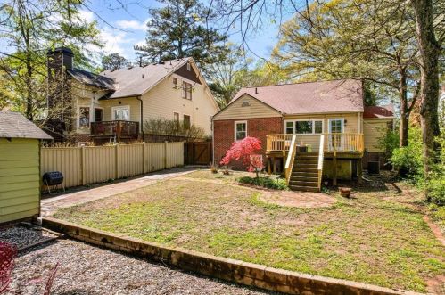 2496 Jefferson Ter, Atlanta GA  30344-2743 exterior