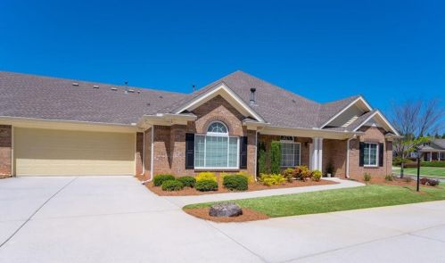 1555 Arbor Green Ct, Kennesaw, GA 30152-4238