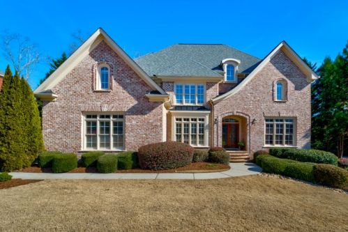 1385 Boomer Cir, Suwanee, GA 30024-6611
