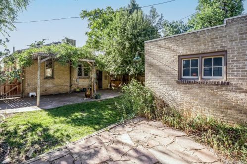 1324 Ash St, Denver CO 80220-2409 exterior