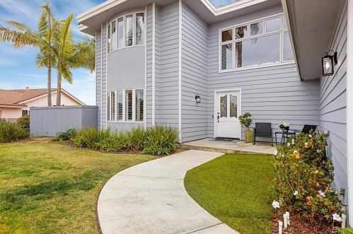 1369 Cherrytree Ct, Encinitas, CA 92024-4011