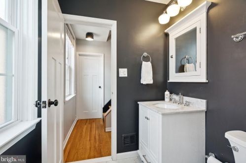 503 22nd St, Philadelphia PA  19146-1256 exterior