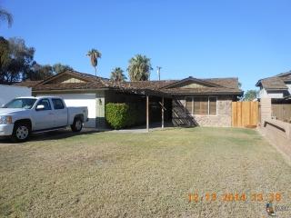 447 Magnolia St, Brawley, CA 92227-1430