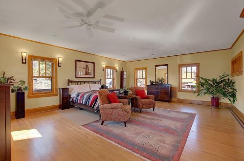 1359 Hamline Ave, Saint Paul MN  55108-2407 exterior