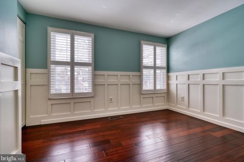 1609 Mithering Ln, Silver Spring MD 20905-7045 exterior