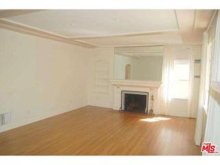 1102 Oakhurst Dr, Los Angeles CA  90035-1308 exterior