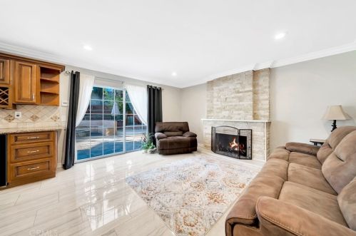 120 Wade Cir, Anaheim CA 92807-3119 exterior