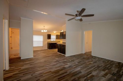 126 Carmen Blvd, Conroe TX  77306-6721 exterior