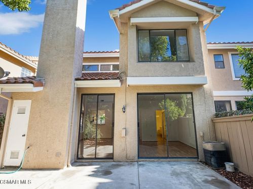 4807 Parma Dr, Calabasas, CA 91377-5514