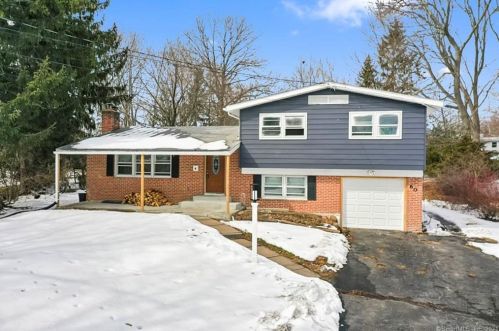 60 Spencer Dr, Windsor, CT 06095-2433