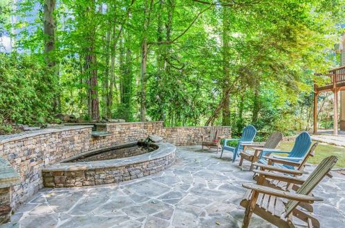 854 Carlton Rdg, Atlanta GA  30342-4340 exterior