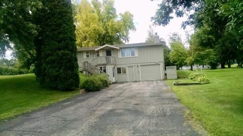414 8th St, Kerkhoven, MN 56252-4003