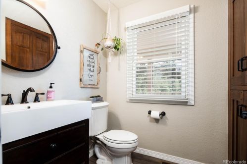 5014 Perry Park Rd, Deckers CO 80135-8209 exterior