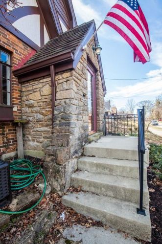 6341 Hamilton Ave, Cincinnati, OH 45224-2032