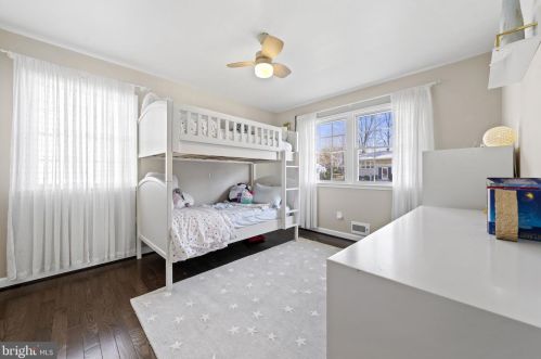 7310 Whitson Dr, Springfield VA  22153-1541 exterior