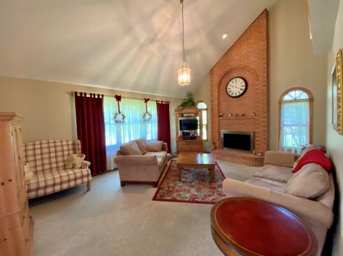 20952 Bradford Dr, Mokena, IL 60448-1470