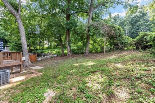 2696 George St, Atlanta GA  30318-1123 exterior