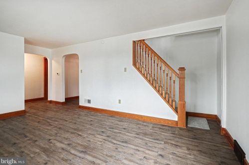 130 Baugher Dr, Hanover PA 17331-4003 exterior