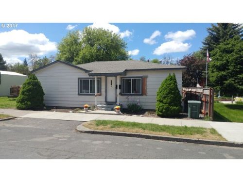 104 Water St, Weston OR  97886-5018 exterior